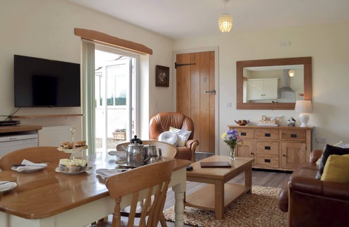 Canaston Bridge Cottage | 2 bedroom accommodation in Canaston Bridge, near Narberth