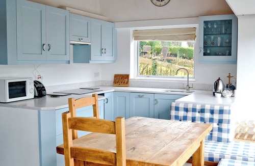 Noss Mayo Cottage | 2 bedroom accommodation in Noss Mayo