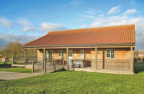 Palgrave Ski Chalet | 2 bedroom accommodation in Palgrave, Diss