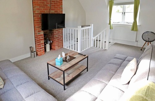Peaslake Cottage | 2 bedroom accommodation in Peaslake