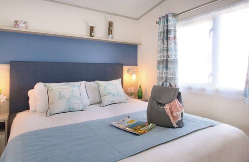 Ringwood House | 2 bedroom accommodation in St. Leonards, Ringwood