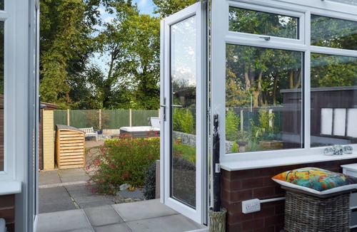 Sandbach Cottage | 2 bedroom accommodation in Sandbach