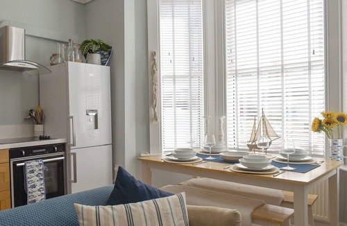 Sandgate Cottage | 2 bedroom accommodation in Sandgate