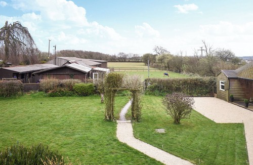 Shebbear Apartment | 2 bedroom accommodation in Shebbear