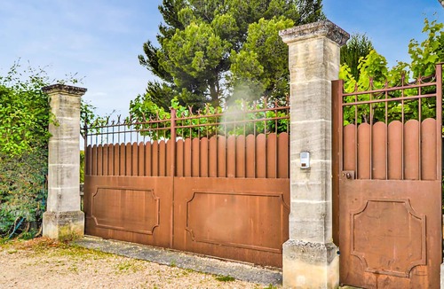 Maillane House | 2 bedroom accommodation in Maillane