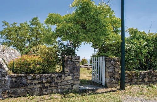 Yssandon House | 2 bedroom accommodation in Yssandon