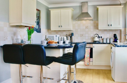 Binsted Cottage | 2 bedroom accommodation in Blacknest, near Alton