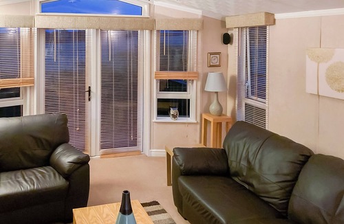 Kinclaven Ski Chalet | 2 bedroom accommodation in Cargill