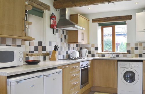Potter Heigham House | 2 bedroom accommodation in Catfield