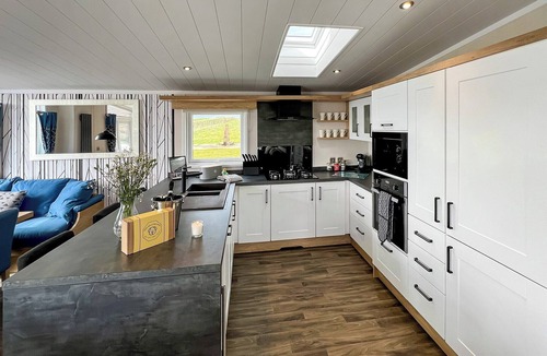 Aberystwyth Ski Chalet | 2 bedroom accommodation in Clarach