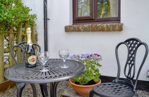 Glandyfi Cottage | 2 bedroom accommodation in Trisant, near Devil’s Bridge