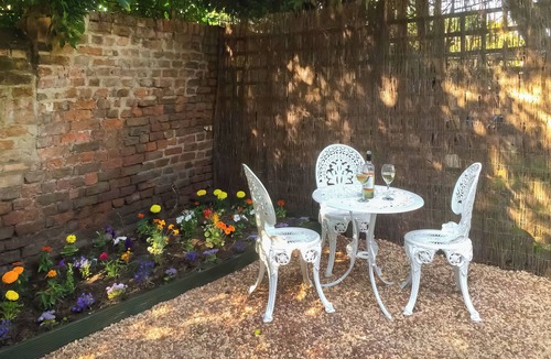 Guyhirn Cottage | 2 bedroom accommodation in Guyhirn