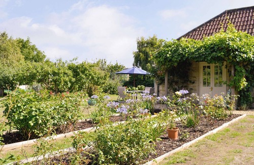 Laverton Cottage | 2 bedroom accommodation in Tarlton, Cirencester