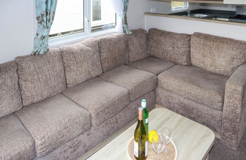 Pendine Cottage | 2 bedroom accommodation in Pendine