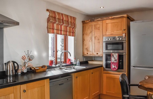 Crynant Cottage | 2 bedroom accommodation in Pennard