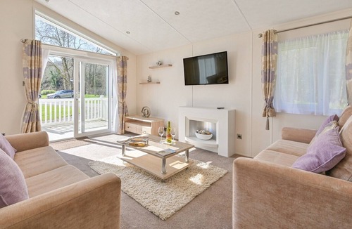Saltash Cabin | 2 bedroom accommodation in Notter Bridge, Saltash