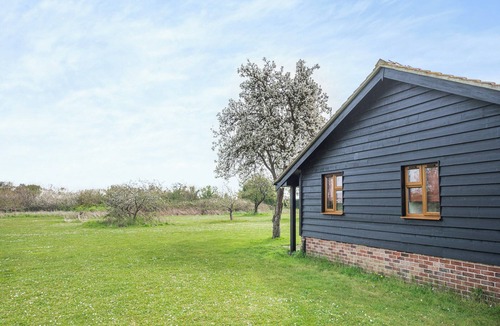 Brightlingsea Cottage | 2 bedroom accommodation in St Osyth