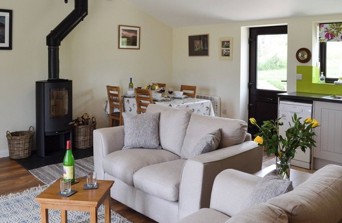 Wadhurst Cottage | 2 bedroom accommodation in Wadhurst, near Tunbridge Wells