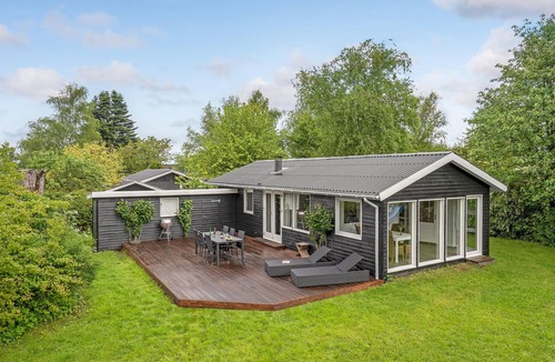 Bog By House | 2 bedroom accommodation in Bogø By