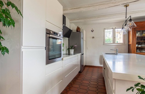 Vedene House | 2 bedroom accommodation in Vedène