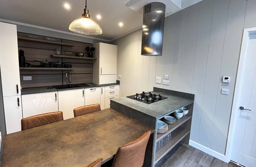 Annan Cabin | 2 bedroom accommodation in Annan