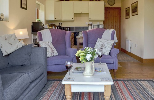 Hooe Cottage | 2 bedroom accommodation in Hooe, Battle