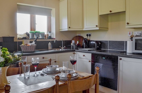 Hooe Cottage | 2 bedroom accommodation in Hooe, Battle