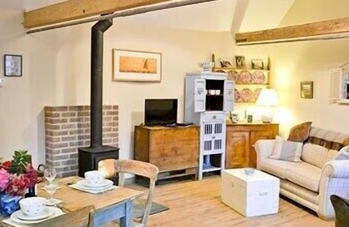 Robertsbridge Cottage | 2 bedroom accommodation in Battle