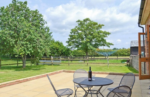 Beccles Cottage | 2 bedroom accommodation in Aldeby, near Beccles
