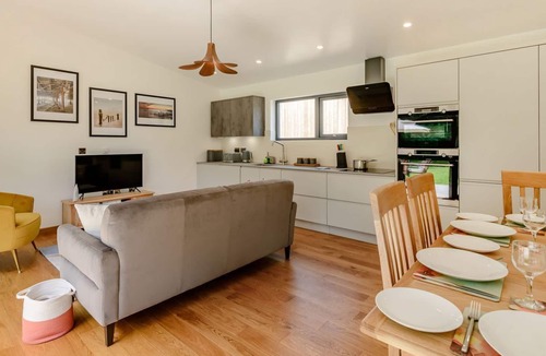 Beckley Cabin | 2 bedroom accommodation in Beckly