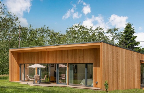 Beckley Cabin | 2 bedroom accommodation in Beckly