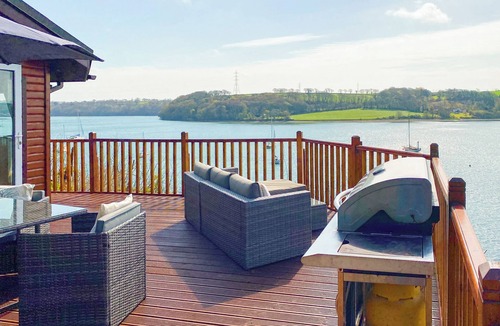 Milford Haven Cottage | 2 bedroom accommodation in Burton