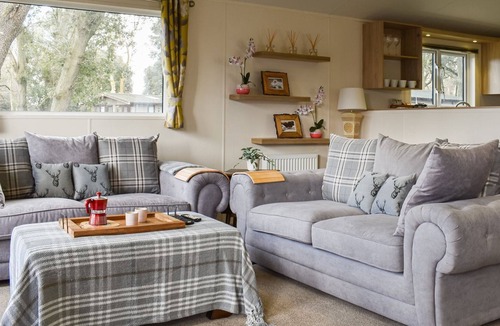 Corton Cottage | 2 bedroom accommodation in Corton