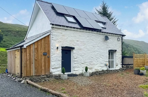 Cwmtirmynach Cottage | 2 bedroom accommodation in Corwen