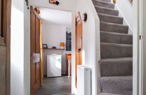 Cullen Cottage | 2 bedroom accommodation in Cullen