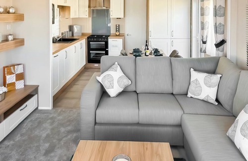 Dinas House | 2 bedroom accommodation in Llandwrog, Caernarfon