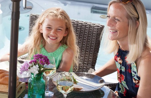 Woodbury Cabin | 2 bedroom accommodation in Clyst St Mary, Nr Exeter