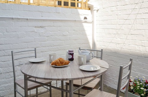 Muston Cottage | 2 bedroom accommodation in Filey