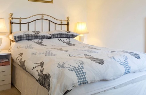 Forres Cottage | 2 bedroom accommodation in Forres