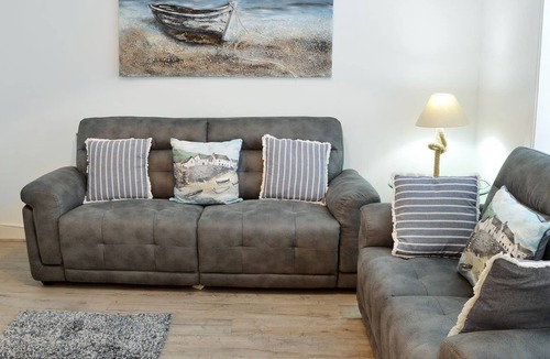 Girvan Cottage | 2 bedroom accommodation in Girvan