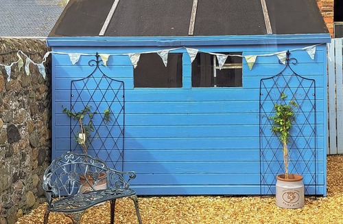 Girvan Cottage | 2 bedroom accommodation in Girvan