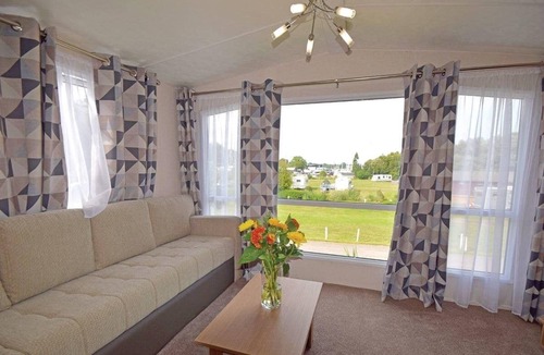 Hamble-le-Rice House | 2 bedroom accommodation in Hamble