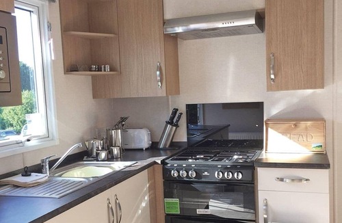 Hamble-le-Rice House | 2 bedroom accommodation in Hamble