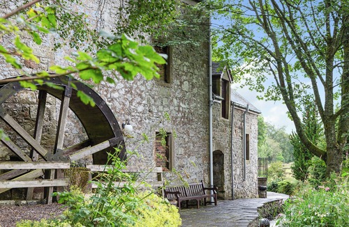 Kinross Cottage | 2 bedroom accommodation in Kinross, near Perth