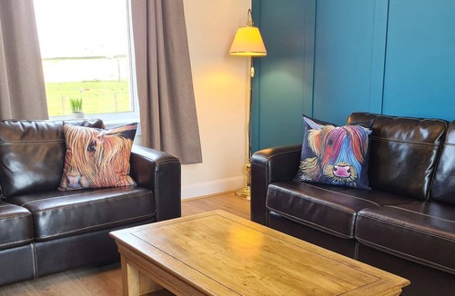Carluke Cottage | 2 bedroom accommodation in Lanark