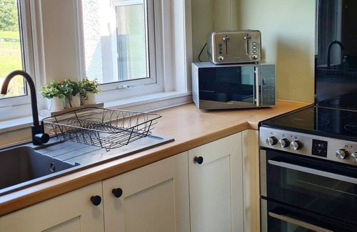 Carluke Cottage | 2 bedroom accommodation in Lanark