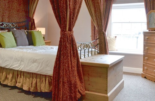 Middleham Cottage | 2 bedroom accommodation in Middleham, near Leyburn