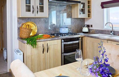 Llansantffraed Ski Chalet | 2 bedroom accommodation in Llanon