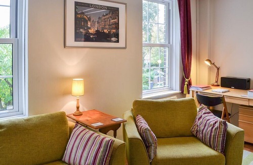 Blackheath Cottage | 2 bedroom accommodation in Blackheath, London