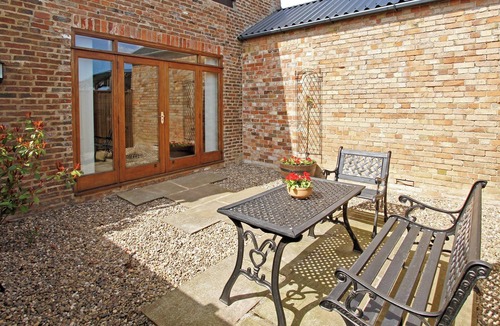 North Somercotes Cottage | 2 bedroom accommodation in North Somercotes, Mabelthorpe